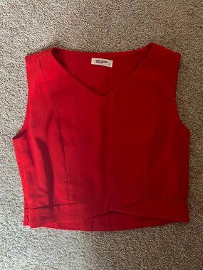 SP Vibrant Red V-Neck Sleeveless Cropped Top with Wrap Hem - Size 1